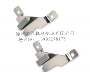 冲压件加工冲头磨损导致冲孔变小